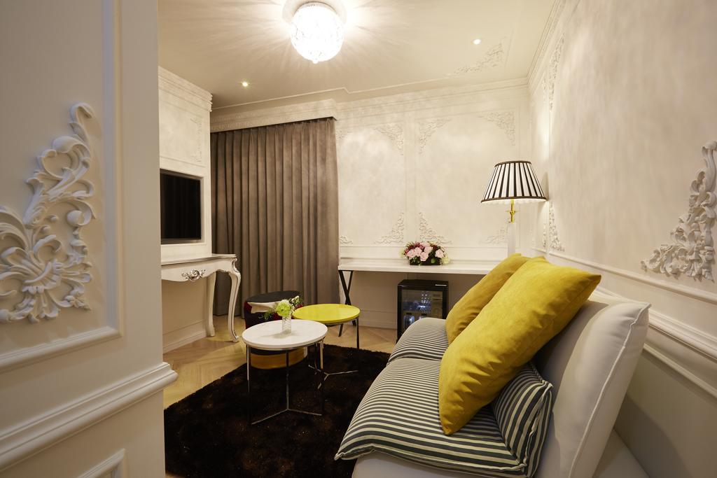 Chungbuk Inno City Namoo Hotel Eumseong Rum bild