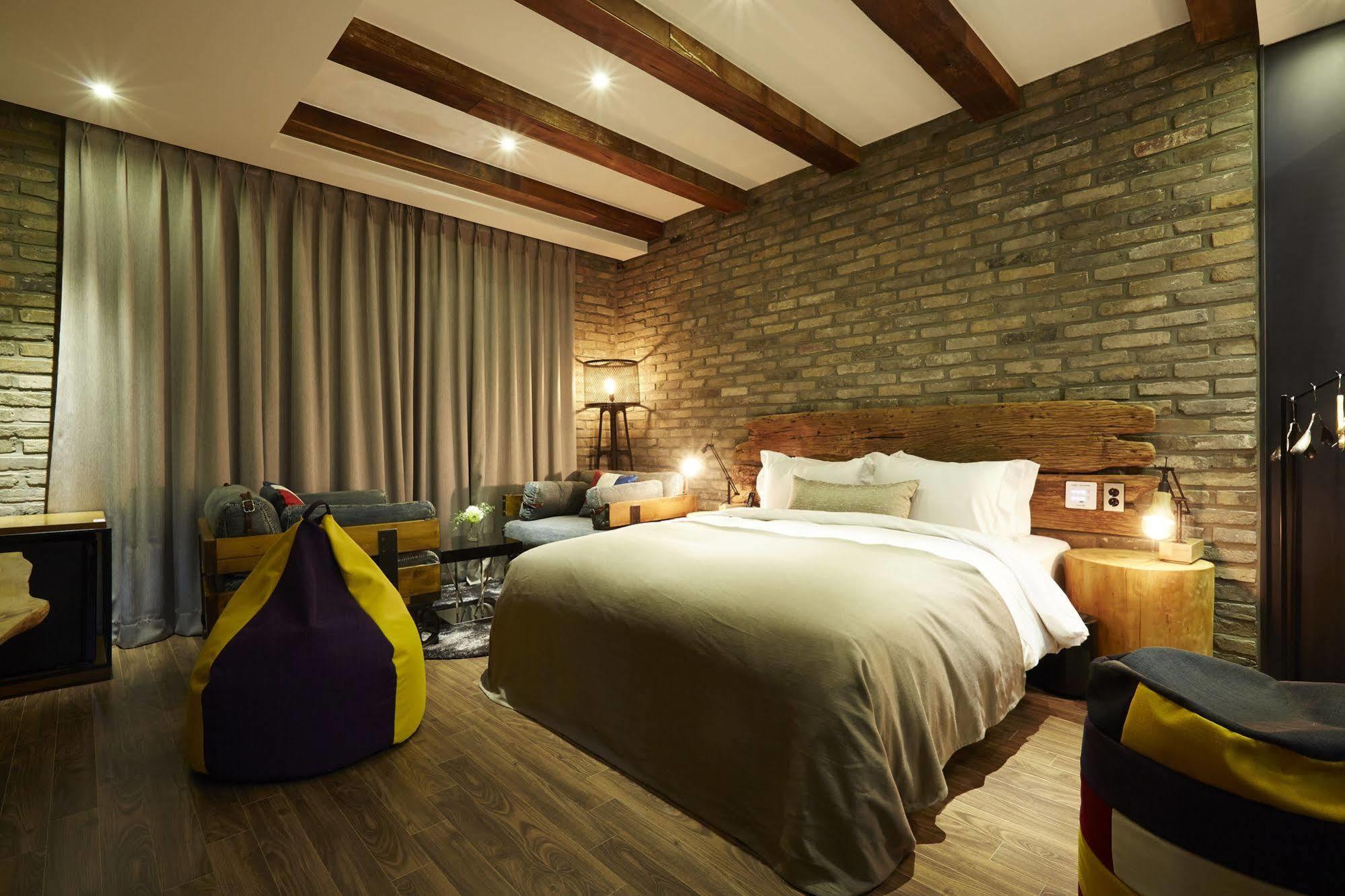 Chungbuk Inno City Namoo Hotel Eumseong Exteriör bild