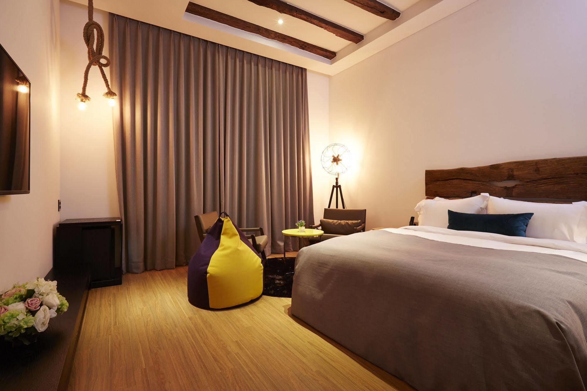 Chungbuk Inno City Namoo Hotel Eumseong Exteriör bild