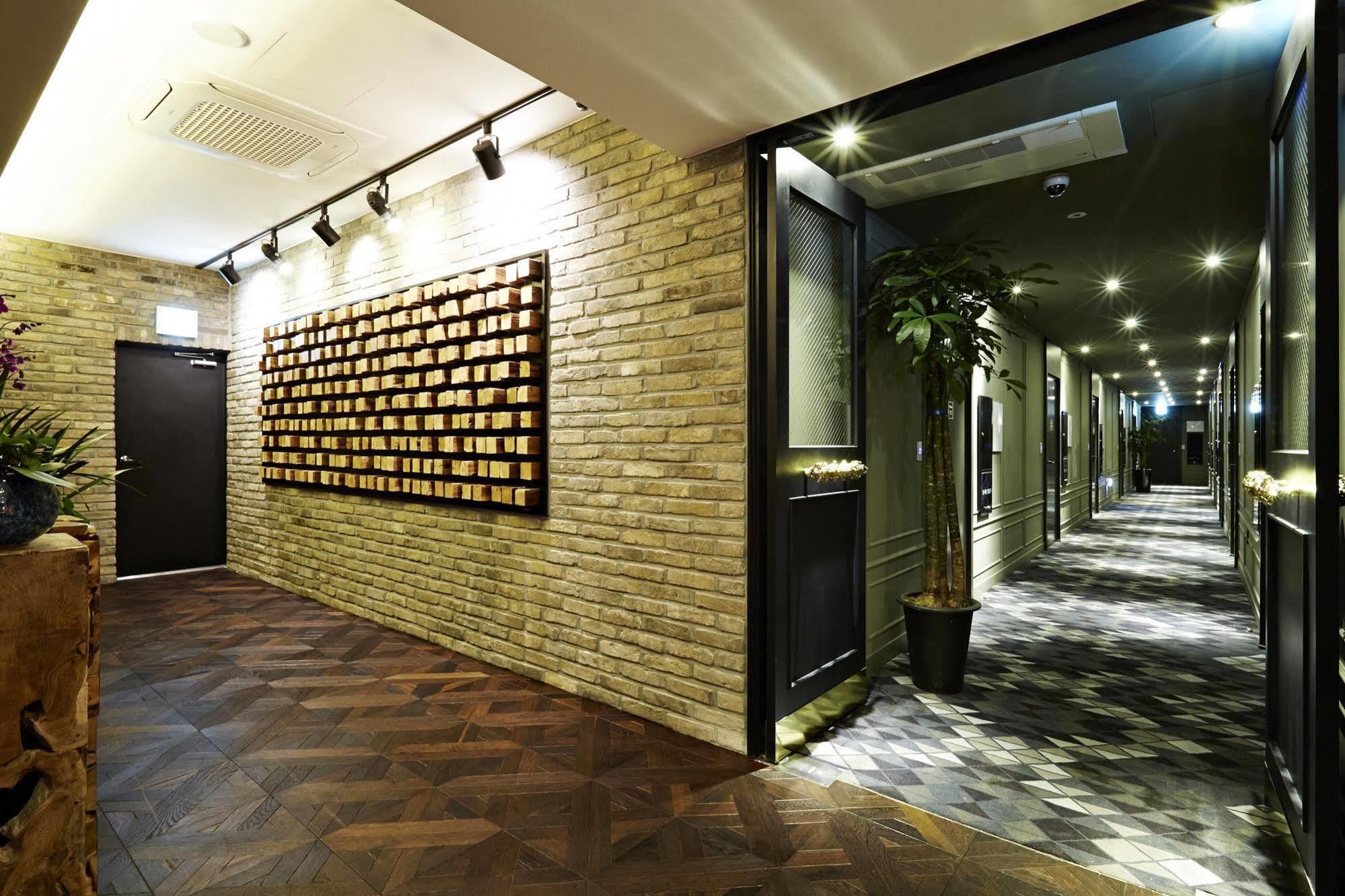 Chungbuk Inno City Namoo Hotel Eumseong Exteriör bild